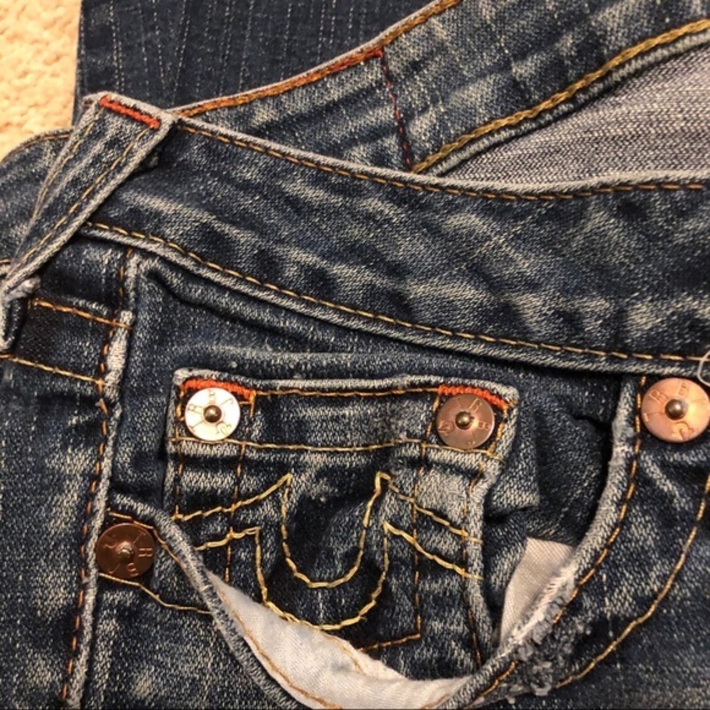 🎉HP🎉True religion distressed jeans - Picture 11 of 14